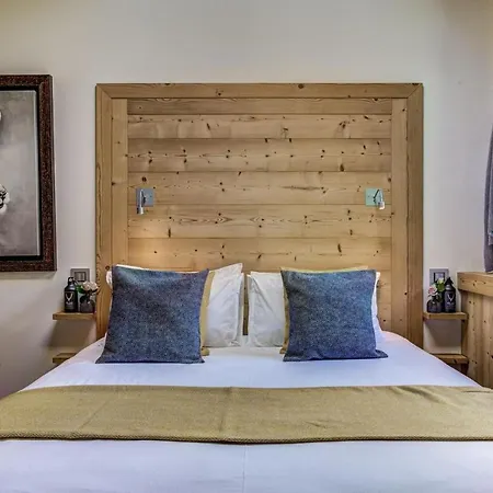 Holiday home Bigchalet With Sauna And Parking